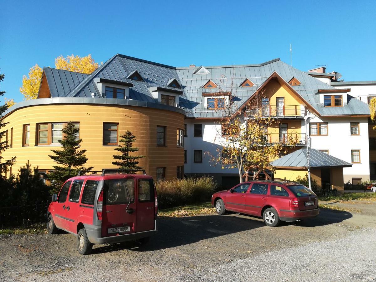 Apartments Rokytka 308 & 405 Рокитніце-над-Їзероу Екстер'єр фото