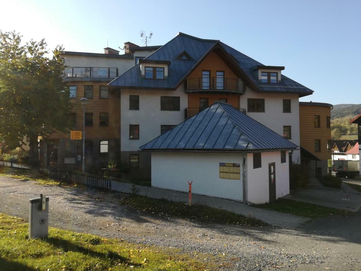 Apartments Rokytka 308 & 405 Рокитніце-над-Їзероу Екстер'єр фото